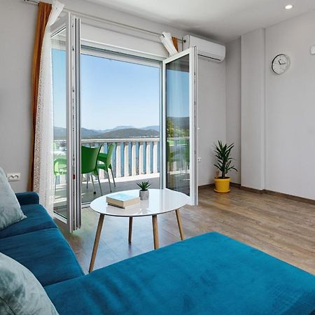 Apartments Leona Neum Eksteriør bilde